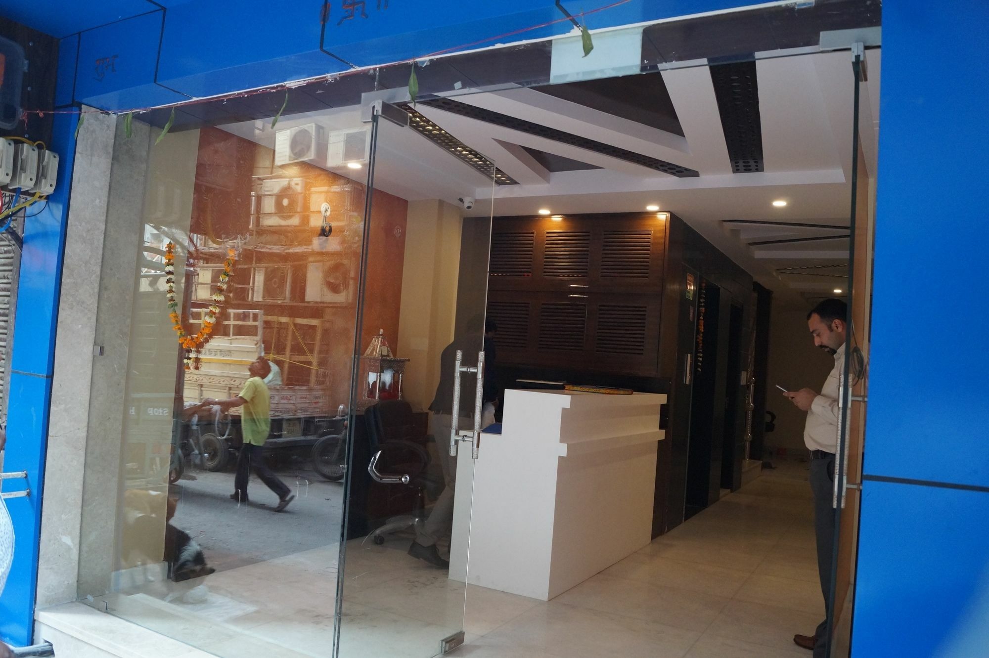 Hotel Optimum Oxford International Nueva Delhi Exterior foto